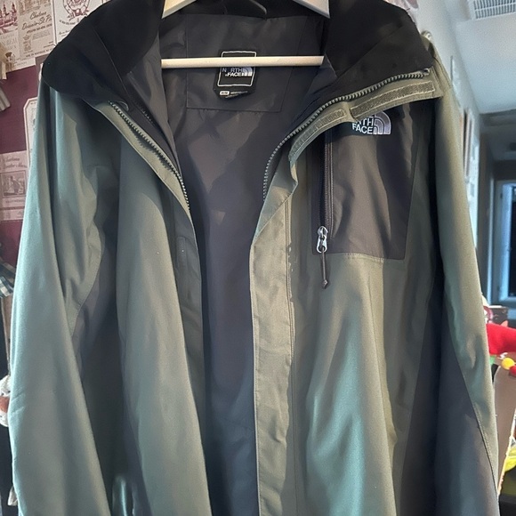worn once Men’s North Face jacket size medium - Picture 1 of 5